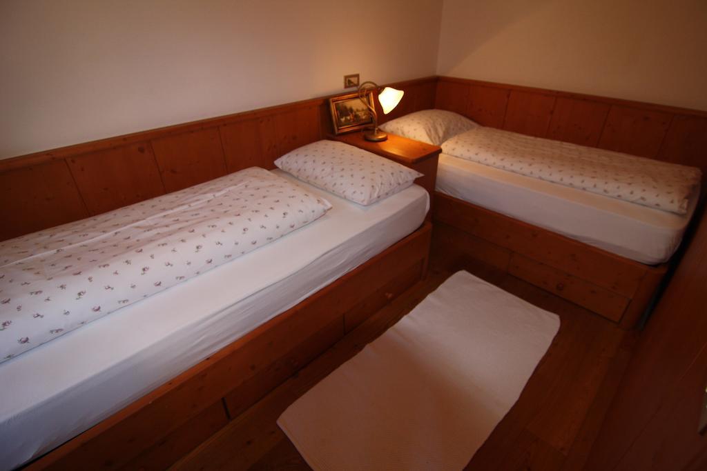 Residence Mairhofer Toblach Rum bild