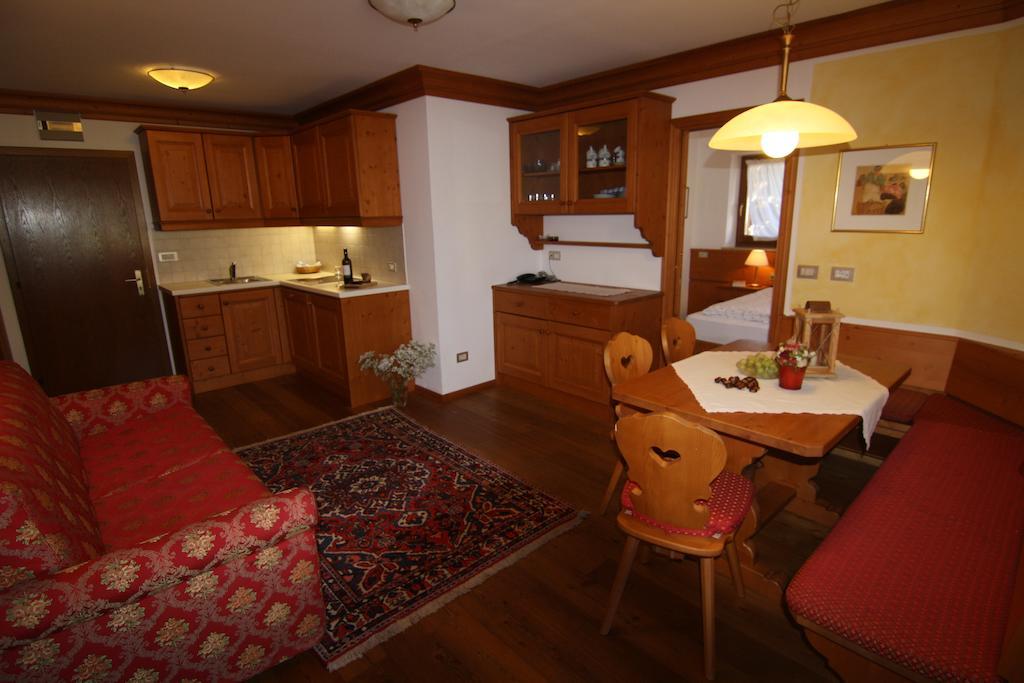 Residence Mairhofer Toblach Rum bild